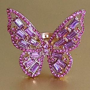 Womens ring